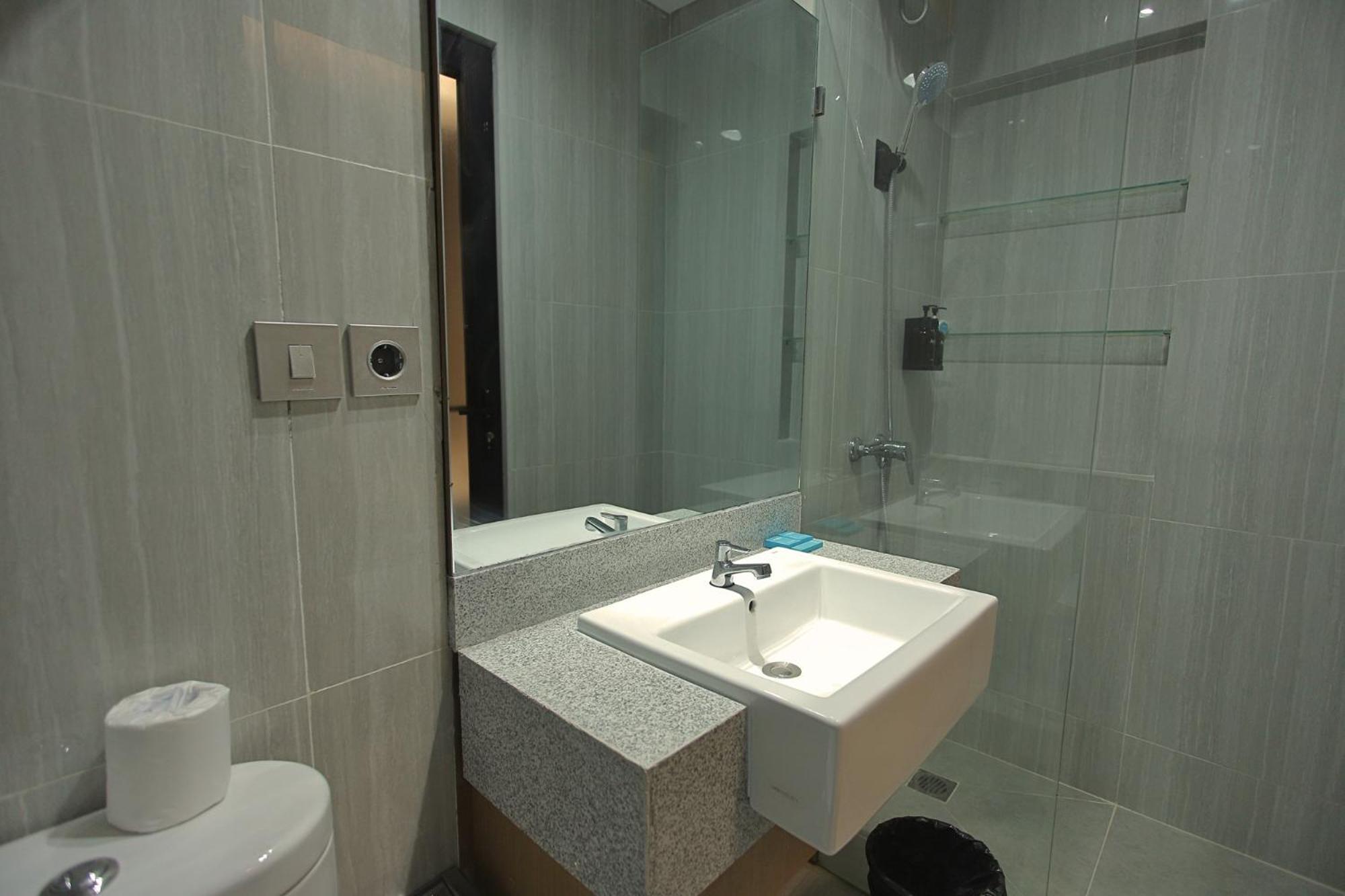 Aralea Coliving Hotel Denpasar  Exterior photo